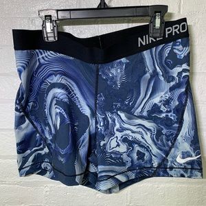 Nike Pro 3” shorts